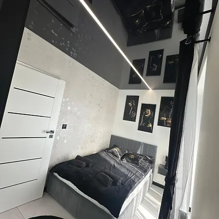 Luxe - Faktura Vat , Parking W Garazu Podziemnym , Taras Lägenhet