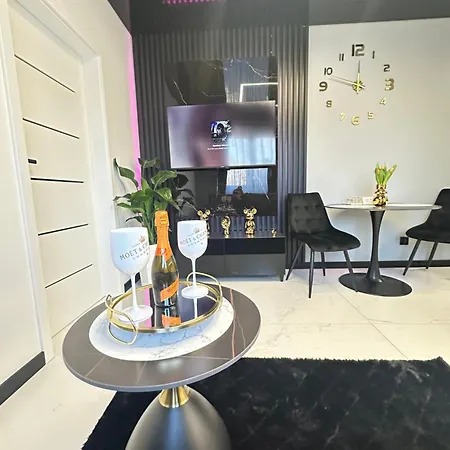 Luxe - Faktura Vat , Parking W Garazu Podziemnym , Taras Lägenhet *