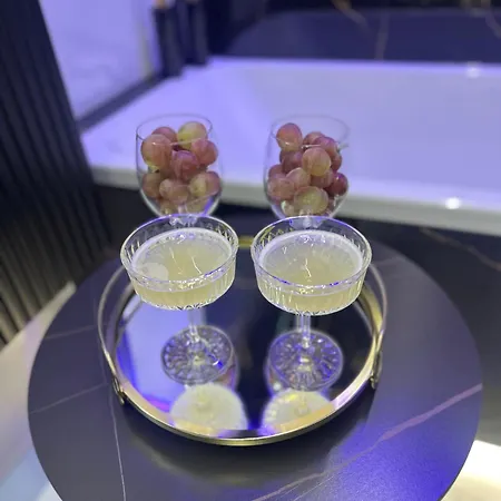 Luxe - Faktura Vat , Parking W Garazu Podziemnym , Taras *